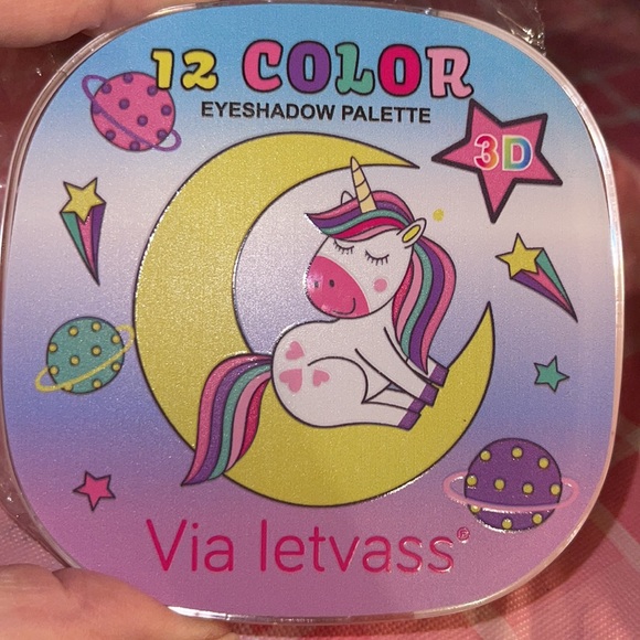 🎈SALE🎈🎀#19.MAKEUP BUNDLE🎀 - Picture 5 of 12